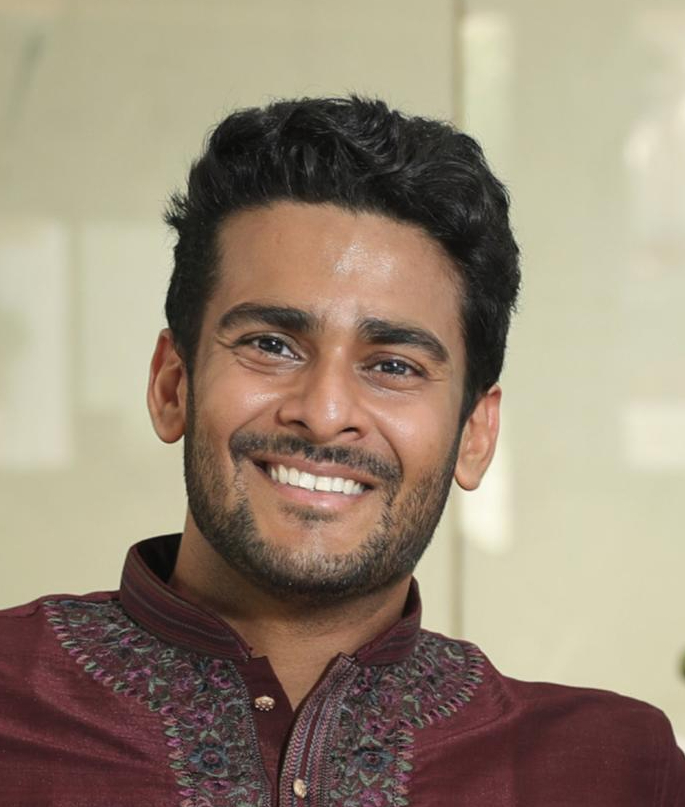Yash Akhauri
